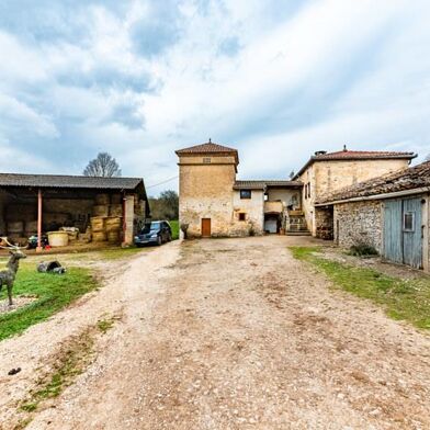 Maison 5 pièces 349000 €