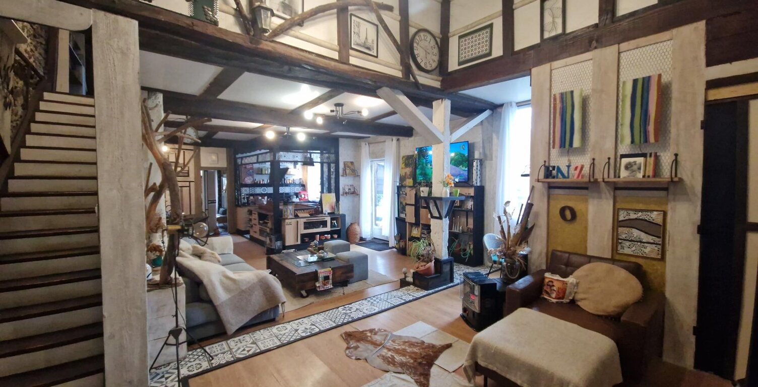 Maison traditionnelle de 158m², 4 chambres et un cabanon de 40m². Terrain 1157 m². — photo 1