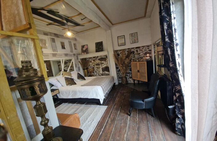 Maison traditionnelle de 158m², 4 chambres et un cabanon de 40m². Terrain 1157 m². — photo 3