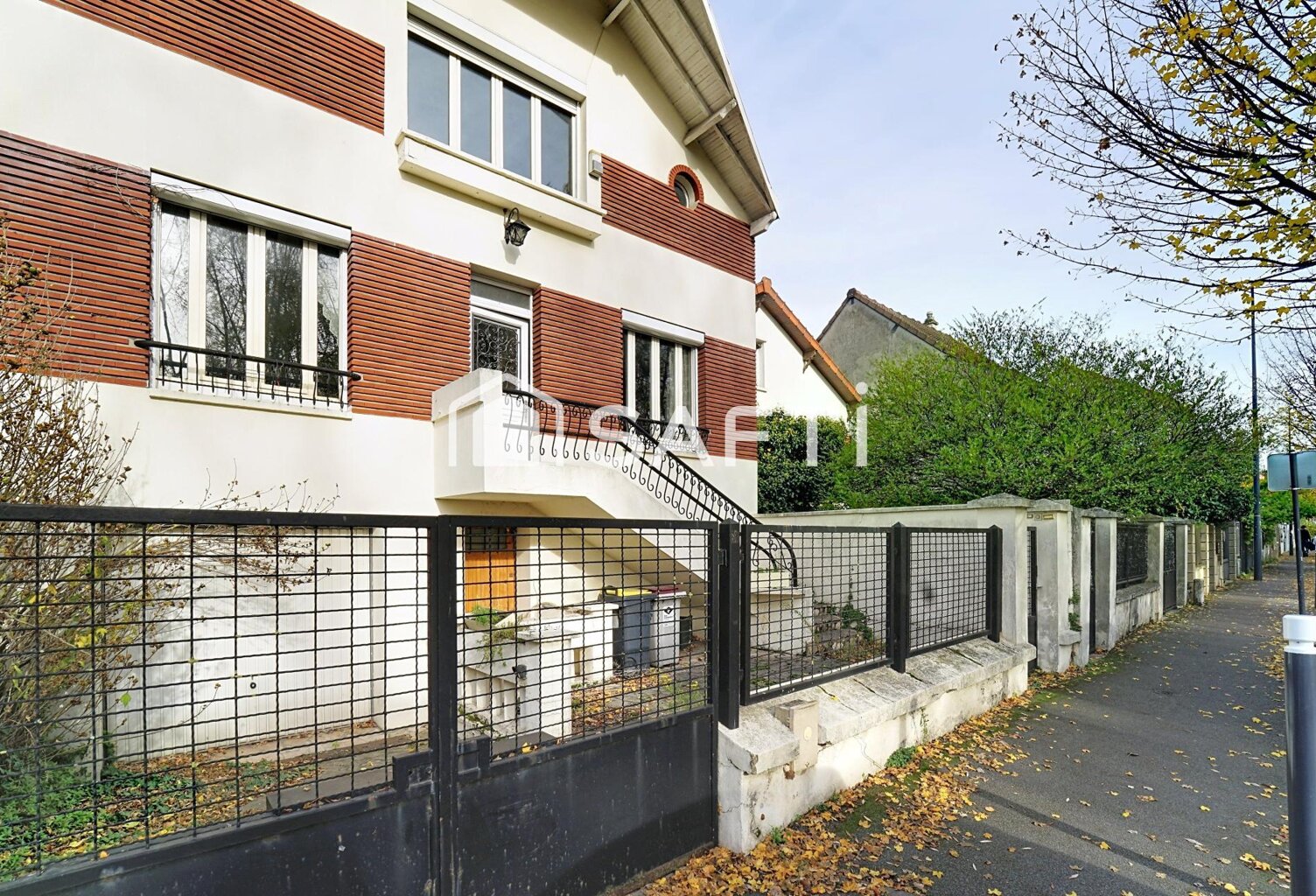 Maison familiale 153 m² habitables  244 m² au sol  Jardin  Garage — photo 1