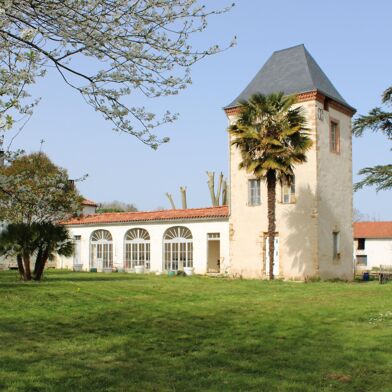 Maison 10 pièces 399000 €