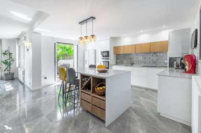 Maison 8 pièces 549000 €