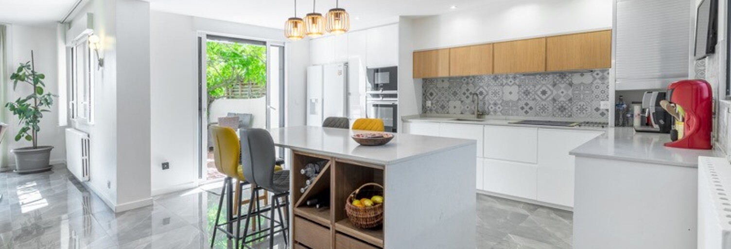 Maison 8 Pièces 250 m² à vendre à Lunel-Viel (34400)