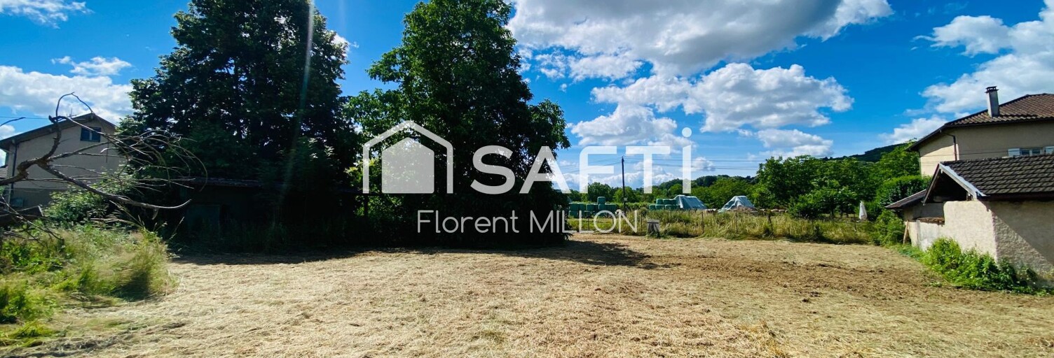 Terrain  712 m² à vendre à Saint-Étienne-de-Saint-Geoirs (38590)