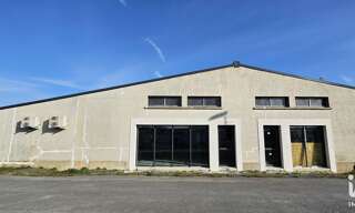 Commerce  1060 m² à vendre à Les Épesses (85590)