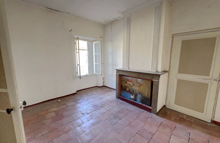 Maison de village à rénover — photo 2