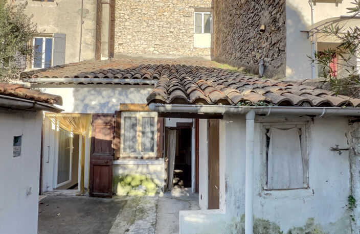 Maison de village à rénover — photo 5