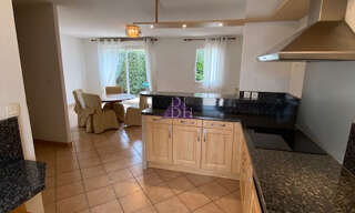 Maison 4 Pièces 83 m² à louer à Hyères (83400)