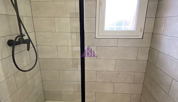 Villa / Maison 4 pièces  à louer Hyères 83400