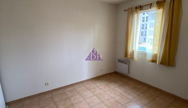 Villa / Maison 4 pièces  à louer Hyères 83400