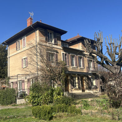 Maison 11 pièces 1349000 €