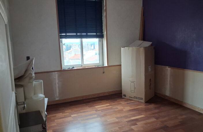 EXCLUSIVITÉ : AVIGNON grand T3 — photo 3