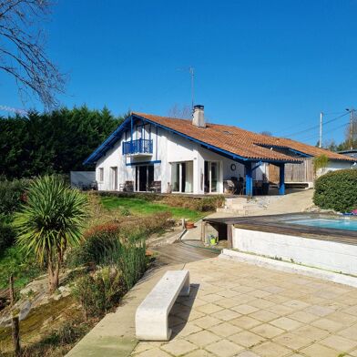 Maison 6 pièces 840000 €