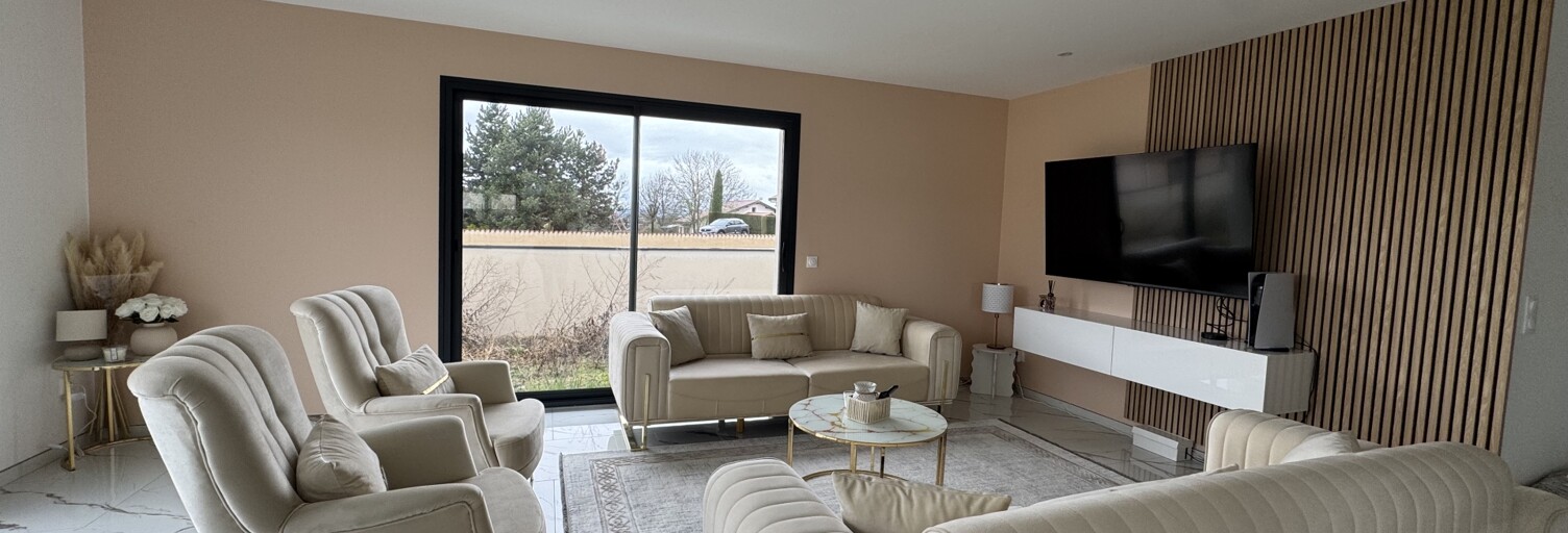 Maison 4 Pièces 101 m² à vendre à Pouilly-lès-Feurs (42110)