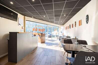 Commerce  149500 €