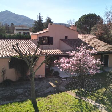 Maison 5 pièces 399000 €