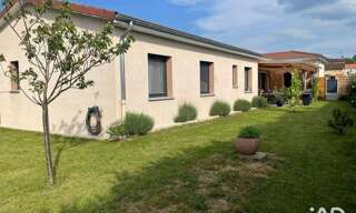 Maison 5 Pièces 131 m² à vendre à Commelle-Vernay (42120)