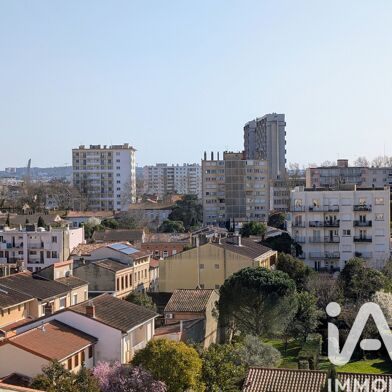 Appartement 4 pièces 240000 €