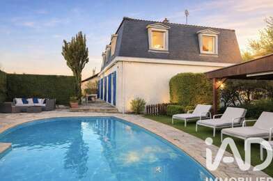 Maison 8 pièces 732000 €