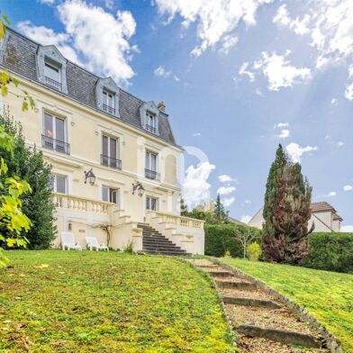 Maison 11 pièces 999000 €