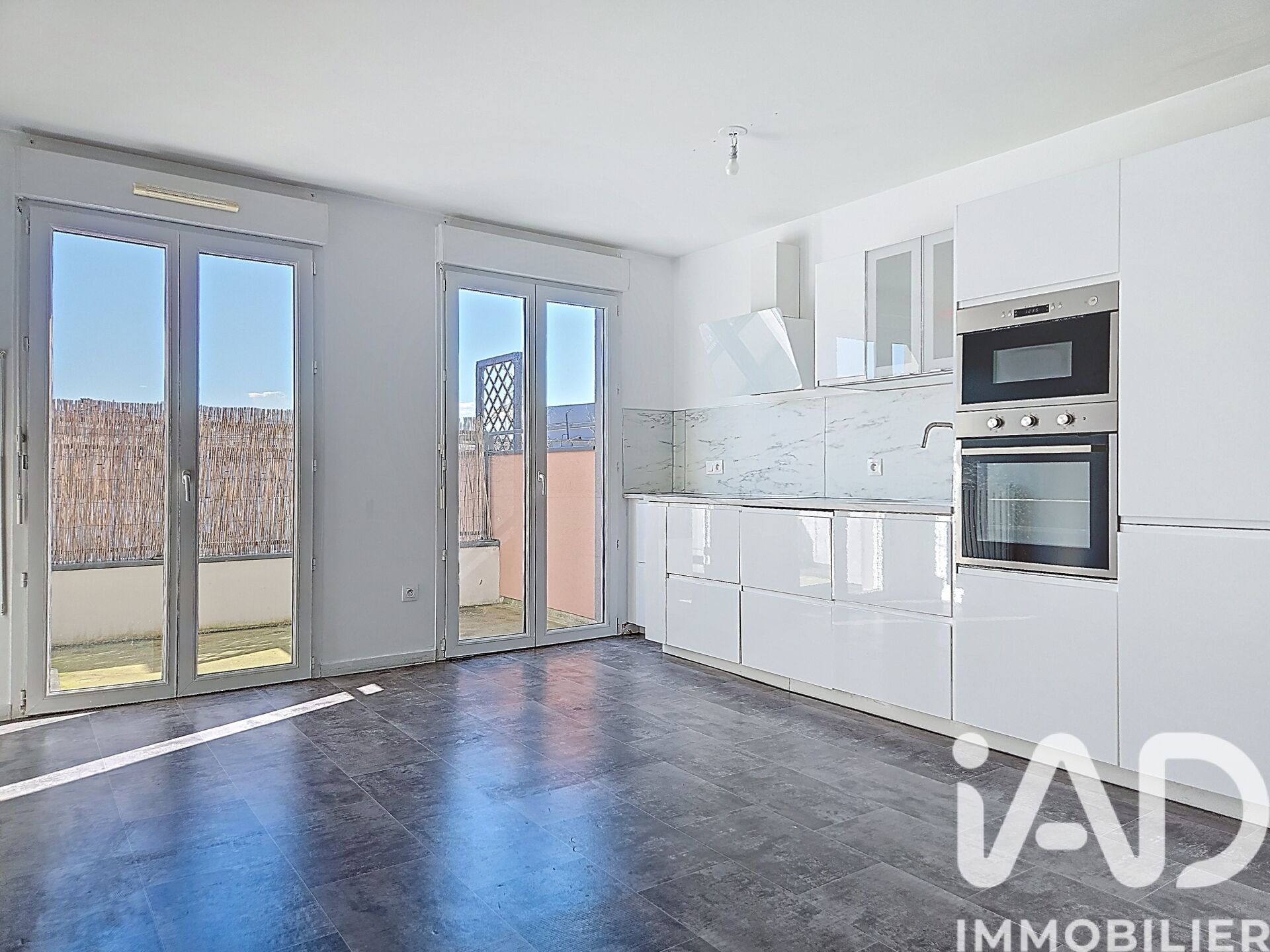 Vente Appartement 3 pièces - Photo 2