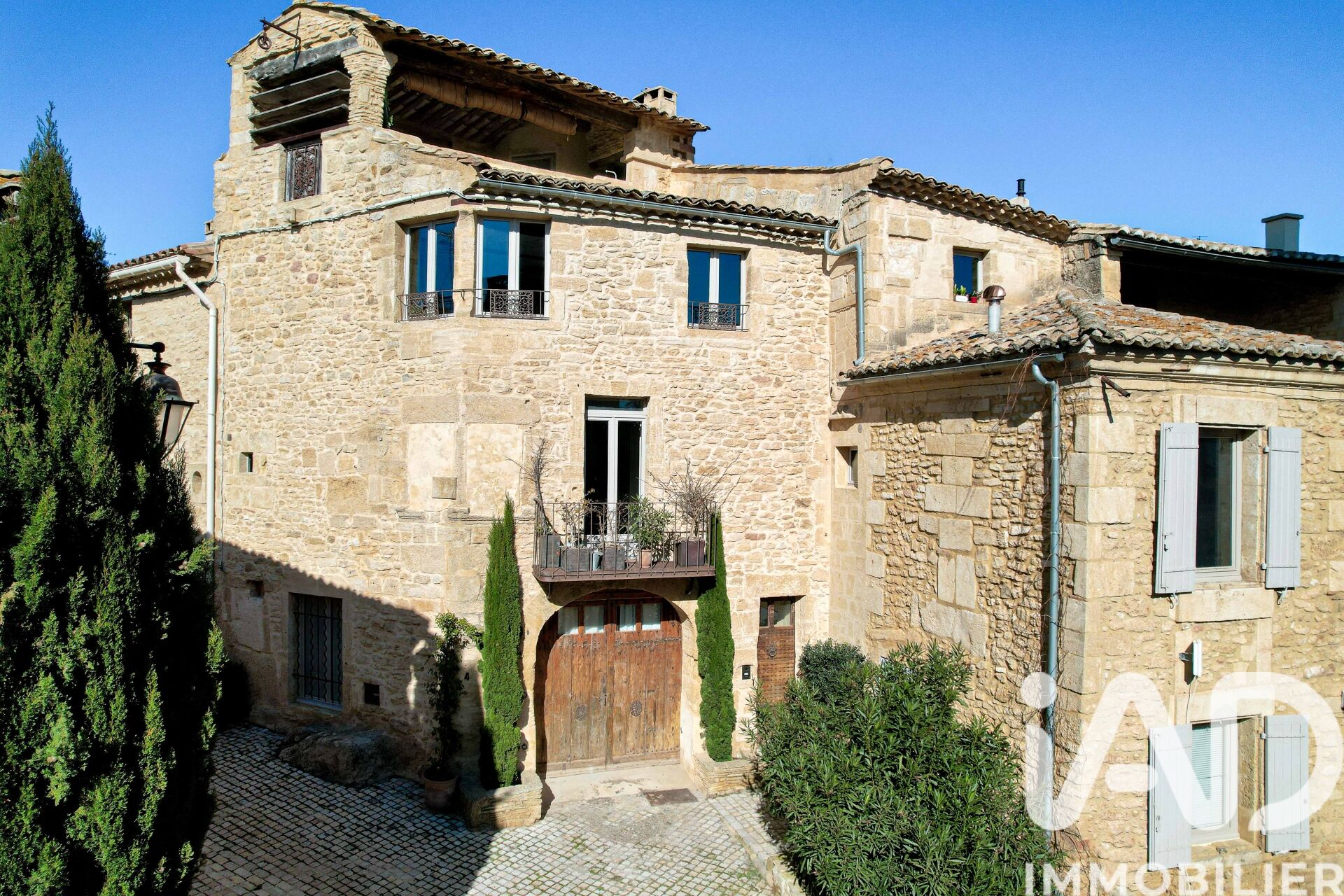 Castillon-Du-Gard - 175m² - 6p. - 4ch.