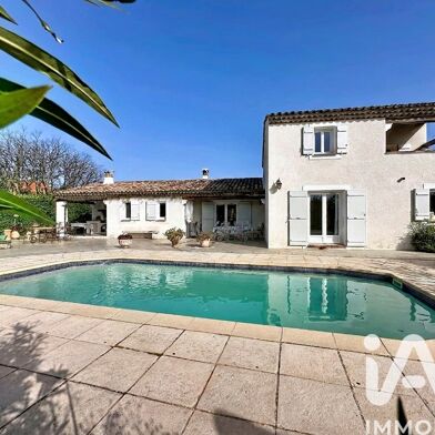 Maison 5 pièces 749000 €