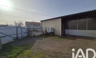 Garage  290 m² à vendre à Thouars (79100)