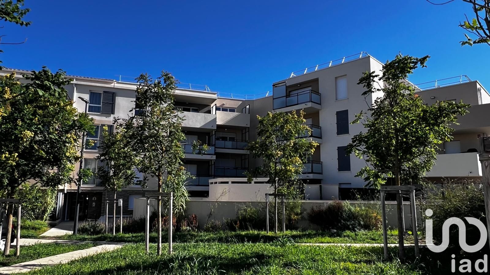 Vente Appartement 4 pièces - Photo 2