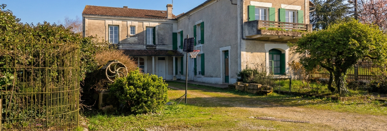 Maison 8 Pièces 135 m² à vendre à Marcillac-Lanville (16140)
