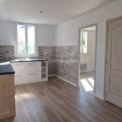 Appartement 3 pièces 800 €