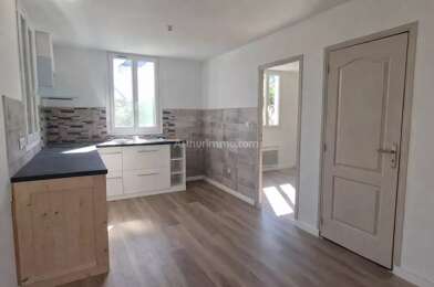 Appartement 3 pièces 800 €