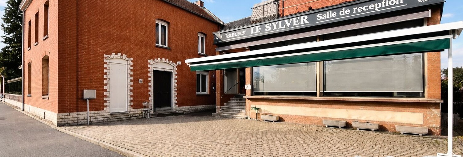 Immeuble  380 m² à vendre à Faumont (59310)