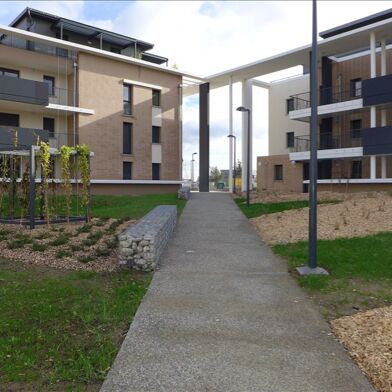 Appartement 3 pièces 767 €