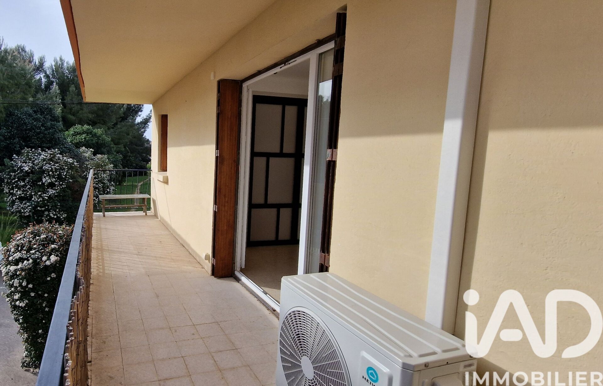 Six-Fours-Les-Plages - 33m² - 2p. - 1ch.