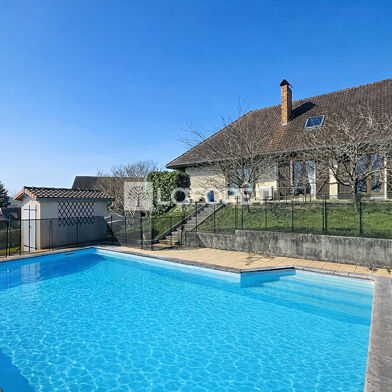 Maison 7 pièces 264900 €