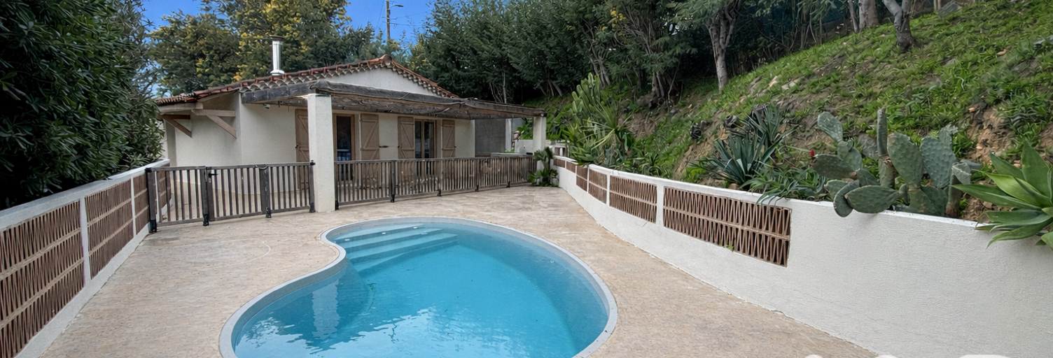 Maison 5 Pièces 143 m² à vendre à Mandelieu-la-Napoule (06210)