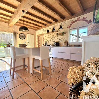 Maison 5 pièces 410500 €