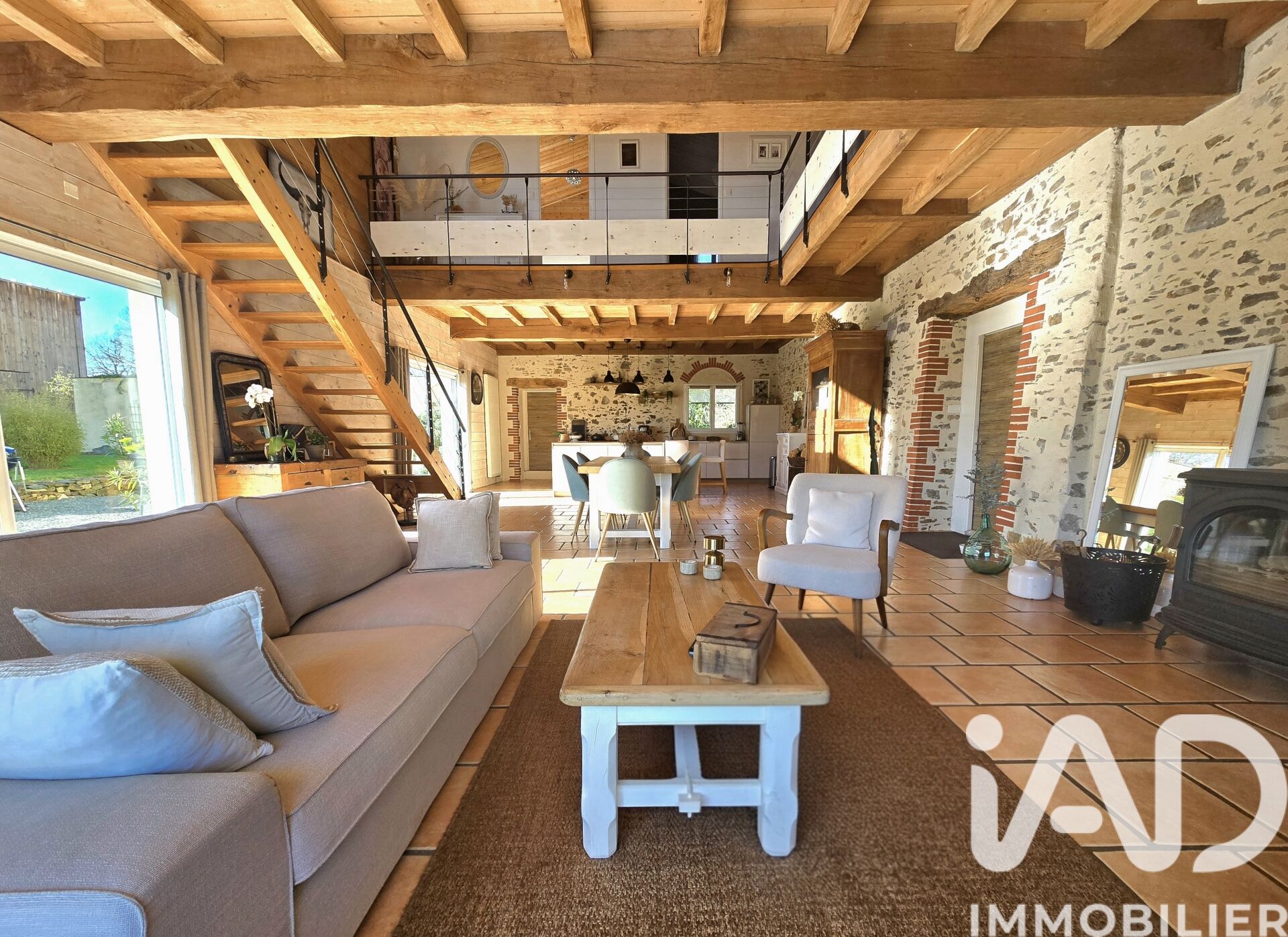 Dompierre-Sur-Yon - 157m² - 5p. - 3ch.