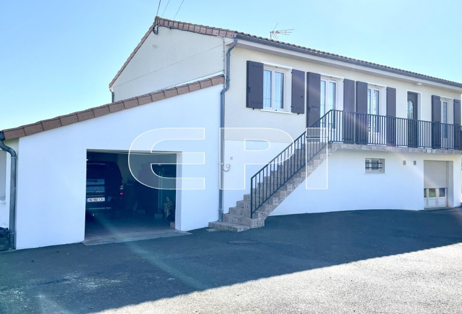 Saint-Varent 3km, Airvault 10Km, Maison sous-sol comprenant au R — photo 1