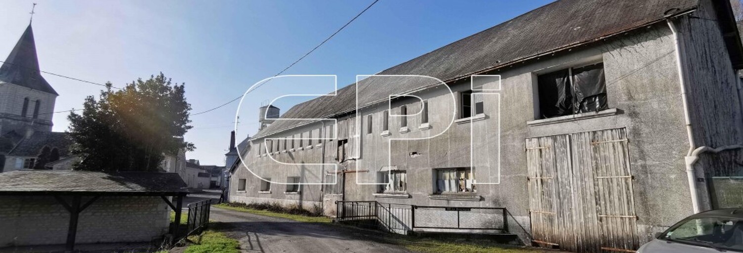 Immeuble   m² à vendre à Luzé (37120)