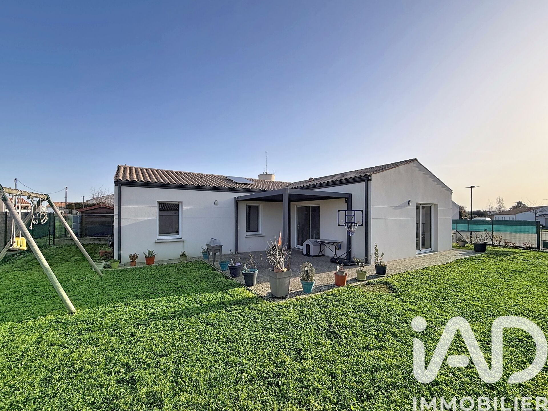 Surgeres - 90m² - 4p. - 3ch.