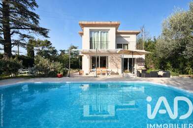 Maison 5 pièces 598000 €