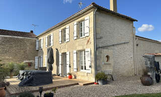 Maison 8 Pièces 214 m² à vendre à Courcelles (17400)