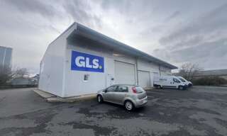 Divers  630 m² à louer à Luc-la-Primaube (12450)