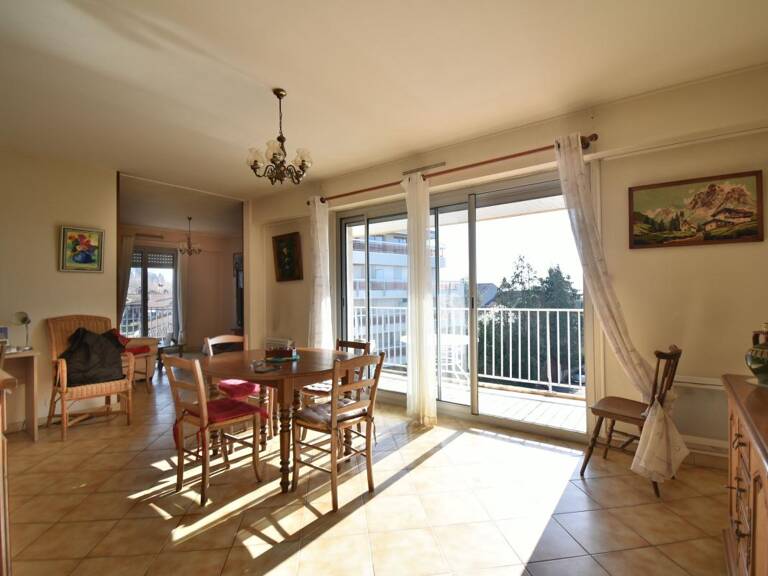 Appartement À Vendre — photo 1