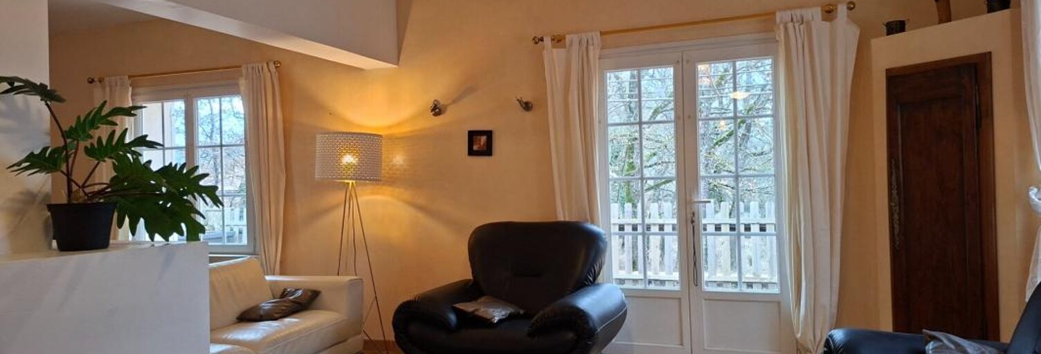 Maison 6 Pièces 220 m² à vendre à Aiglun (04510)