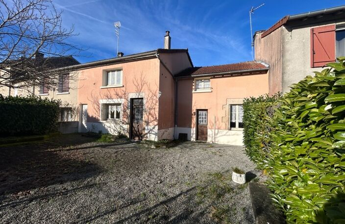 Maison avec jardin et dépendance   SAINT SORNIN LEULAC (87290) — photo 2