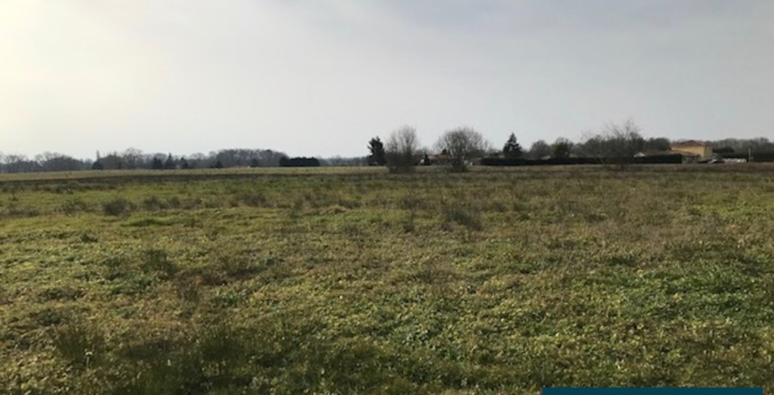 Terrain à bâtir à Clermont (40180) — photo 1