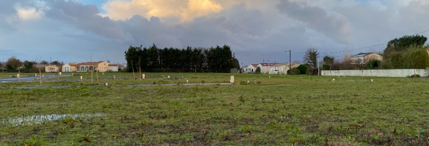 Terrain  297 m² à vendre à Corme-Royal (17600)